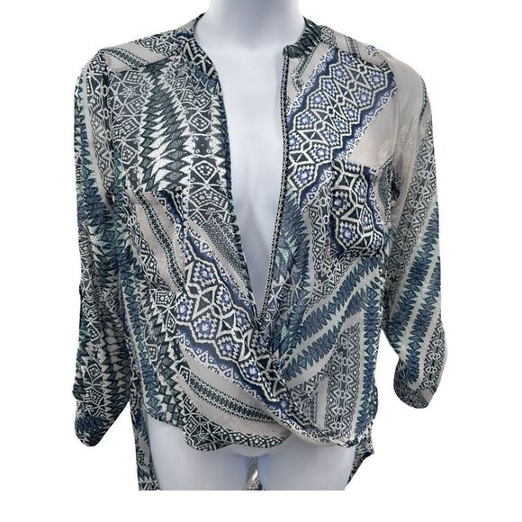 Democracy Boho Chic Printed Wrap Blouse Asymmetrical Hem Top Size Medium - Picture 1 of 7